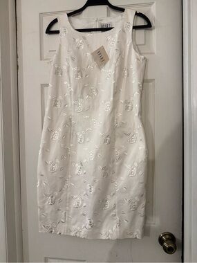 Vintage Apart Impressions Cream Floral Jacquard Shift Dress – Size 8 (NWT)